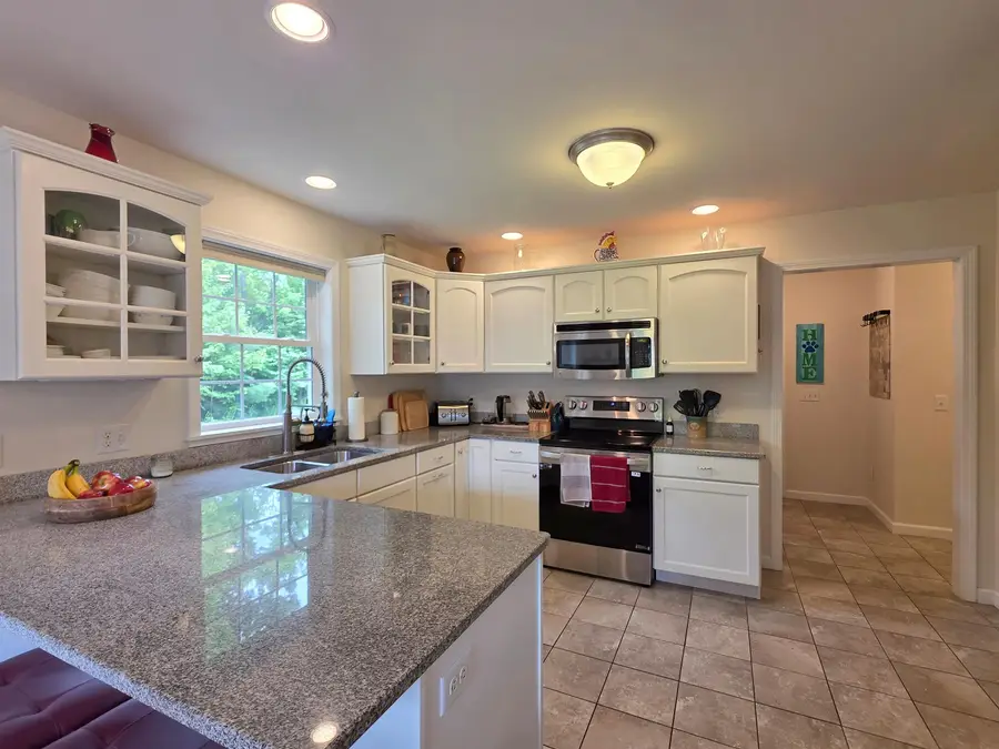 39 Kiln Road, Essex Junction, VT 05452 - #3