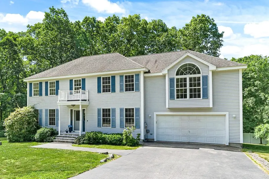 105 Wyndridge Circle, Pelham, NH 03076 - #2