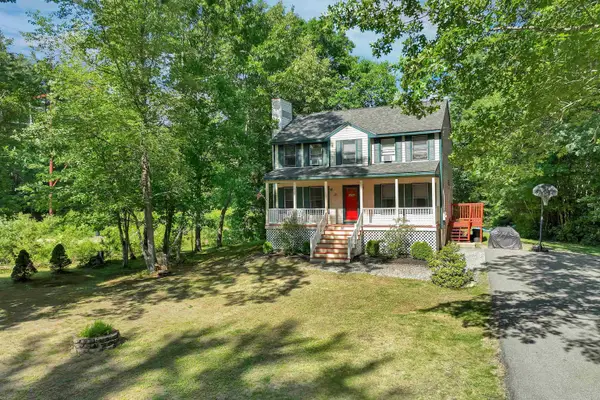 30 Brickyard Drive, Litchfield, NH 03052