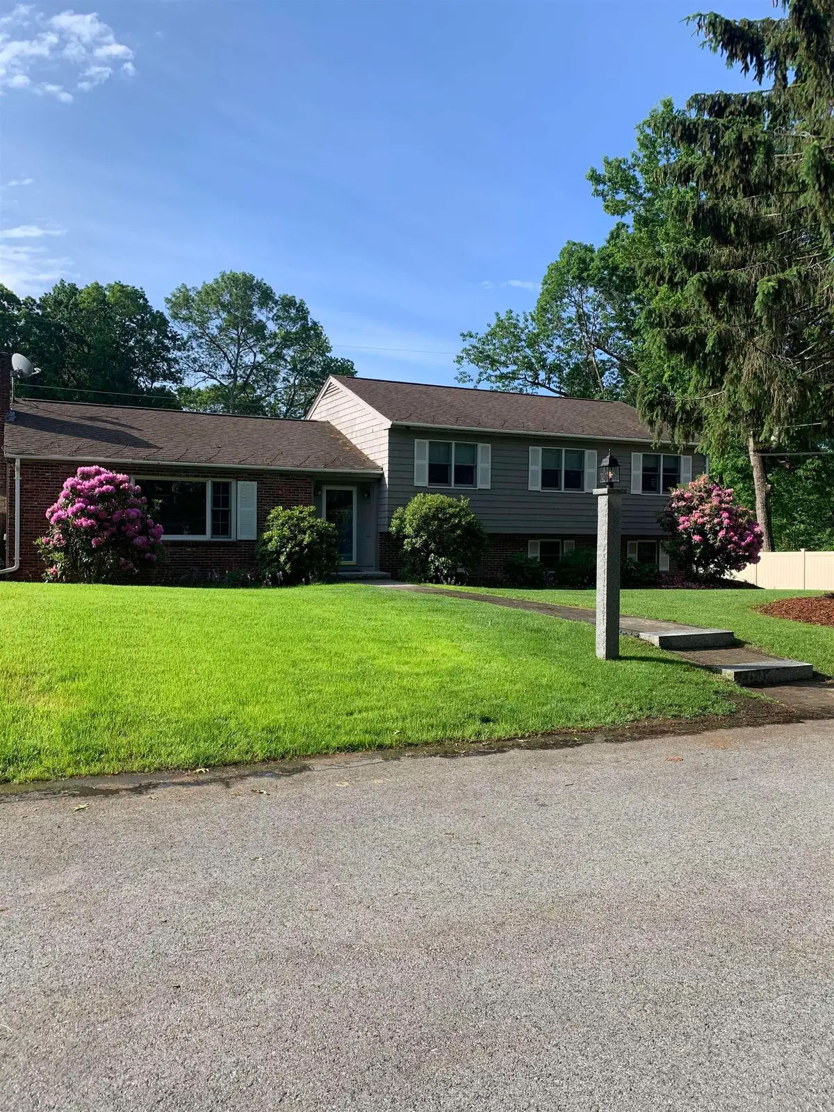 47 Farmington Road, Nashua, NH 03060-5309 - #1