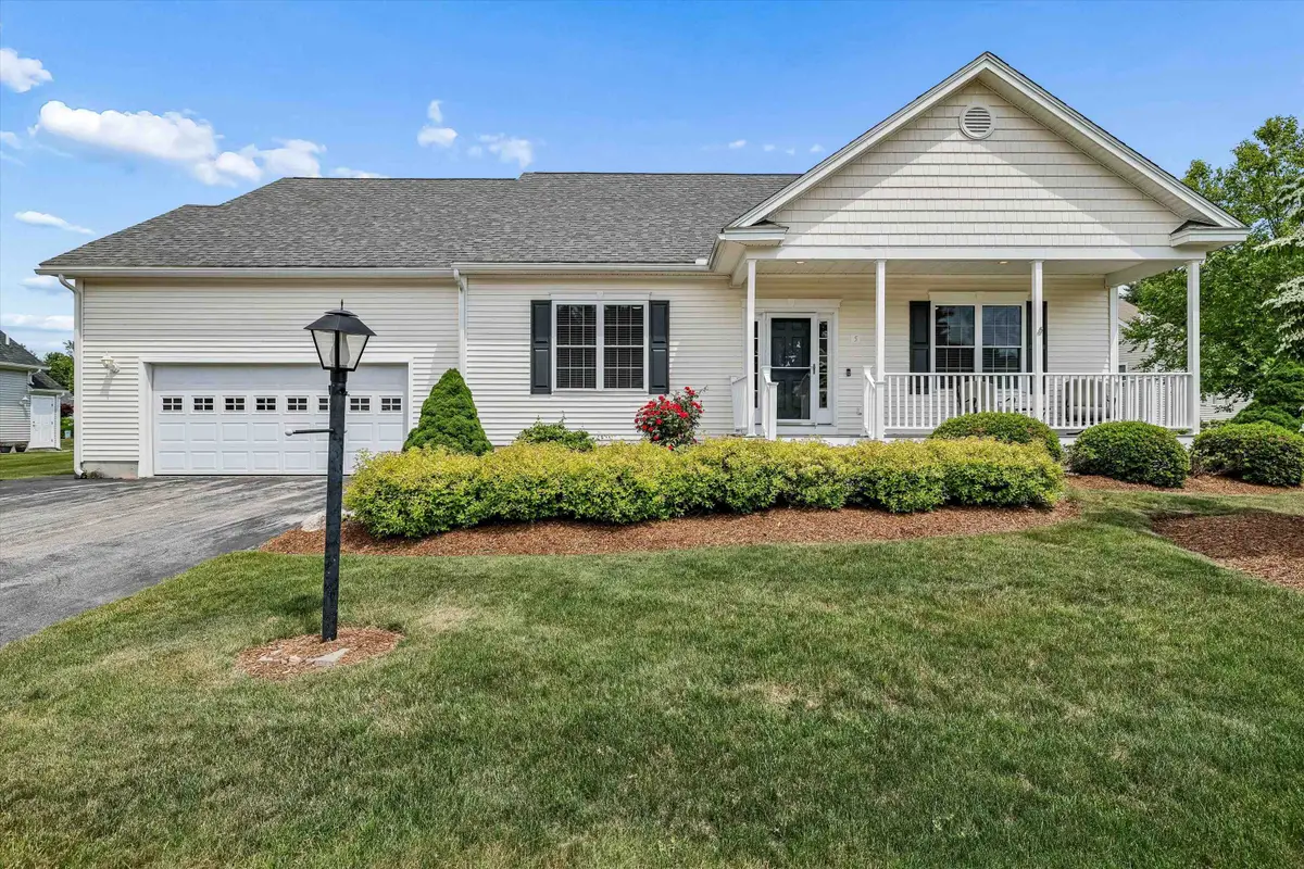 5 Davenport Drive, Londonderry, NH 03053 - #1