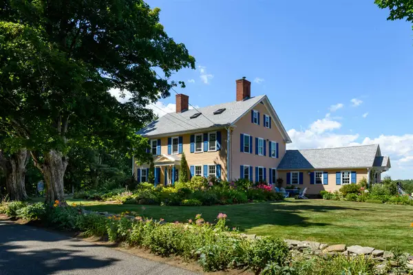 45 Stumpfield Road, Kensington, NH 03833-6812