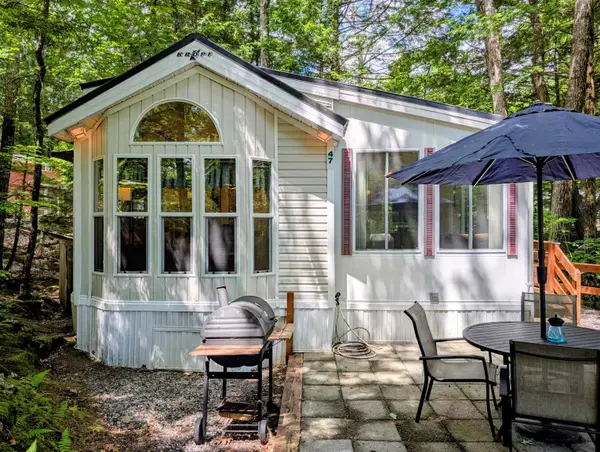 47 Overlook Road #(aka Unit 15), Holderness, NH 03245