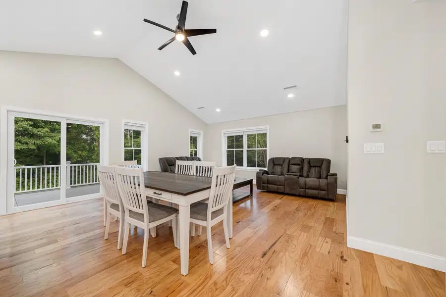 427 Middle Road, Brentwood, NH 03833 - #3