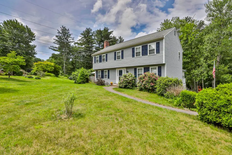 4 Spindlewick Drive, Nashua, NH 03062 - #3