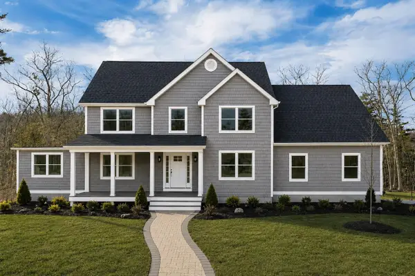 101 Laurel Road #36, Hooksett, NH 03106
