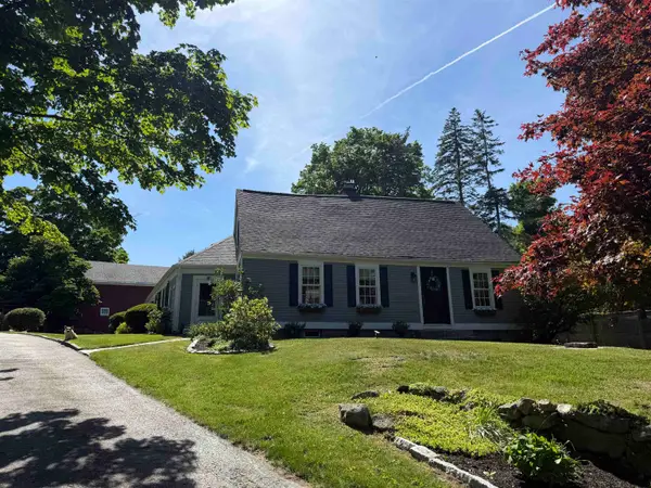64 N Amherst Road, Bedford, NH 03110
