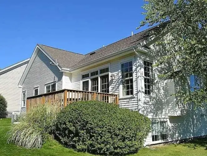 192 South Pointe Drive, South Burlington, VT 05403 - #2