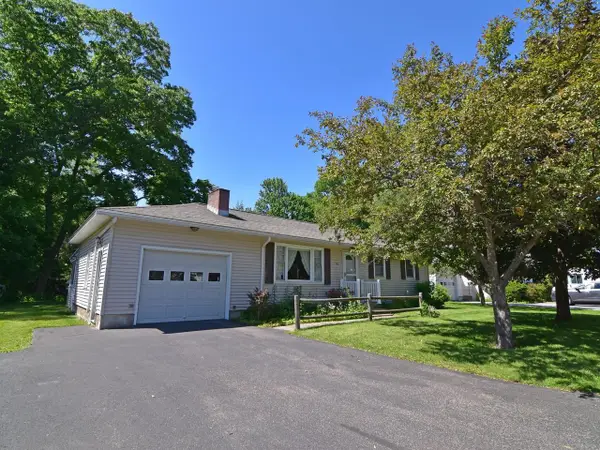 2 Murray Road, Essex Junction, VT 05452