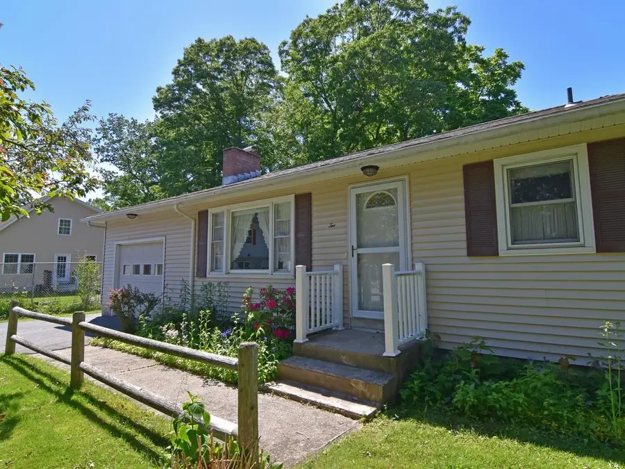 2 Murray Road, Essex Junction, VT 05452 - #2