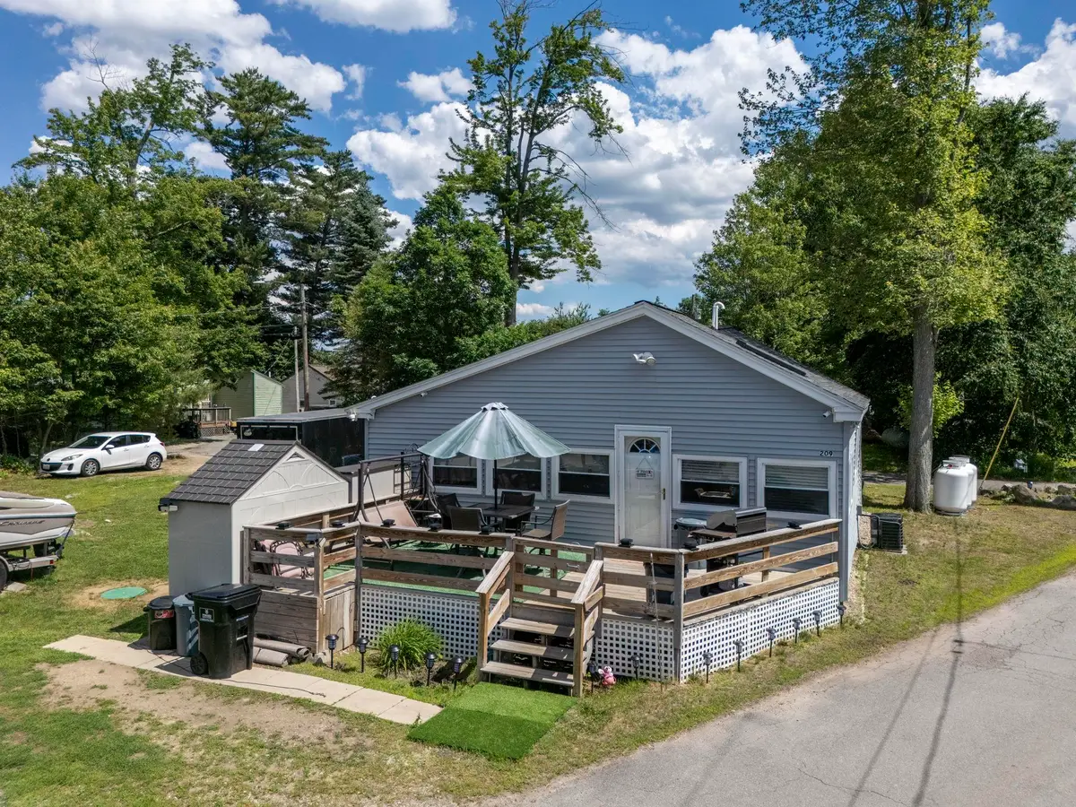 209 Chases Grove Road, Derry, NH 03038 - #1