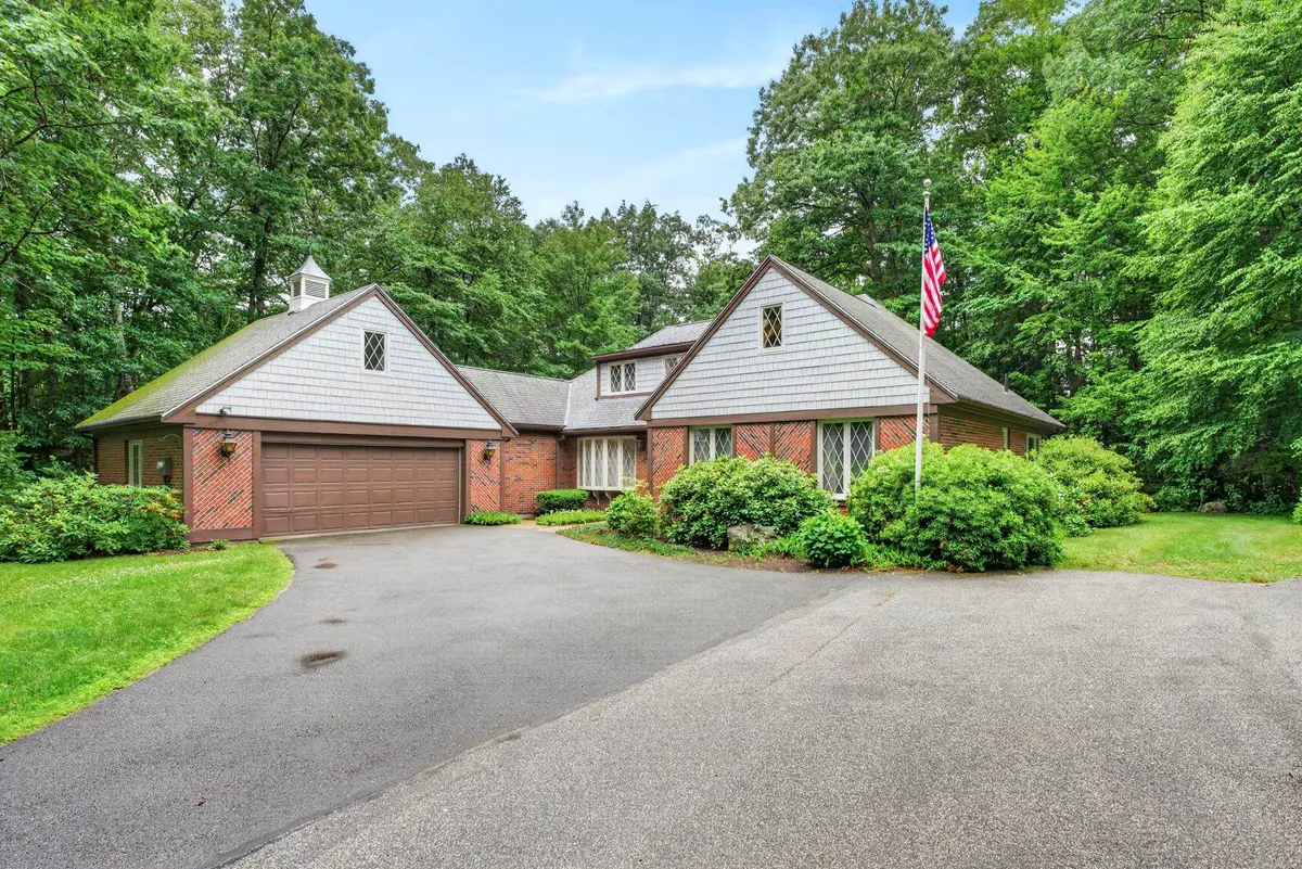 28 Buttonwood Road, Bedford, NH 03110 - #1