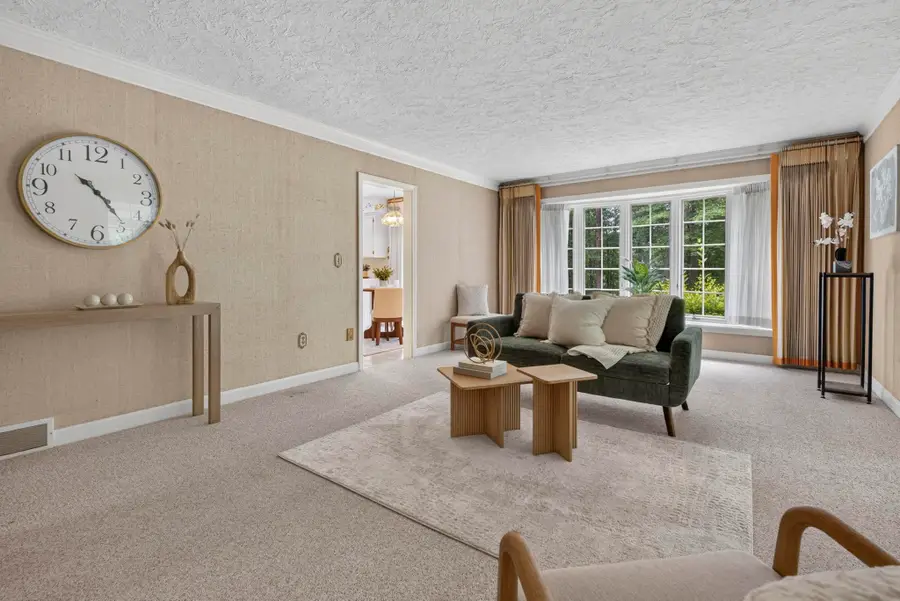 28 Buttonwood Road, Bedford, NH 03110 - #2