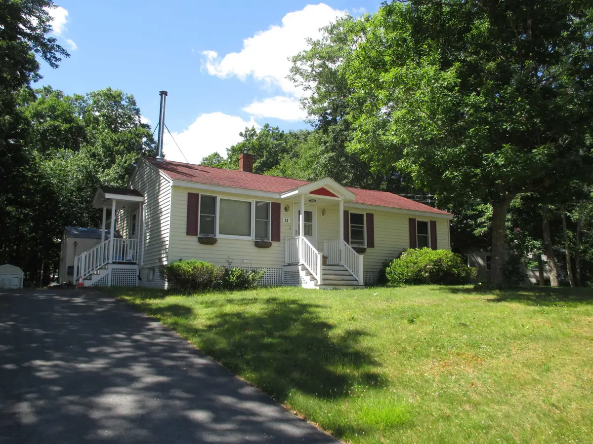 32 Pinewood Drive, Somersworth, NH 03878 - #1