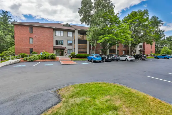 500 Candlewood Park #U-38, Nashua, NH 03062