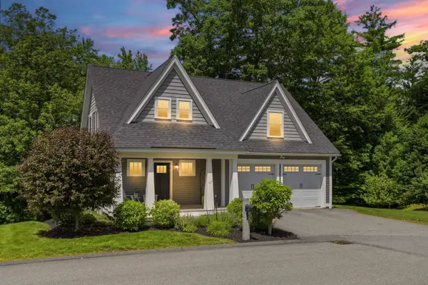5 Firefly Landing, Newmarket, NH 03857