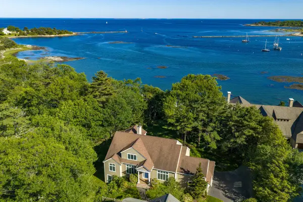 65 Little Harbor Road, New Castle, NH 03854