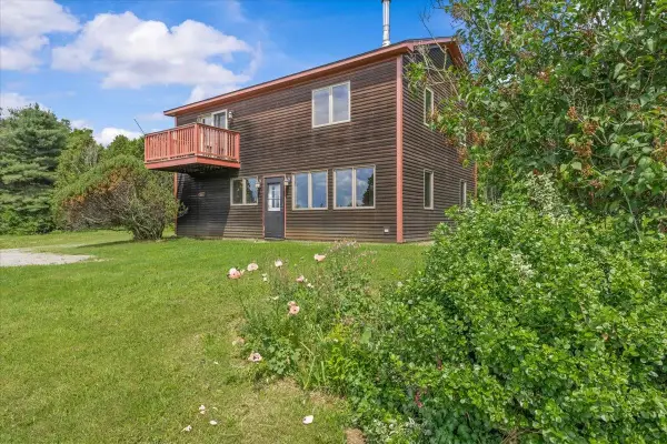 1992 West Hill Road, Stowe, VT 05672
