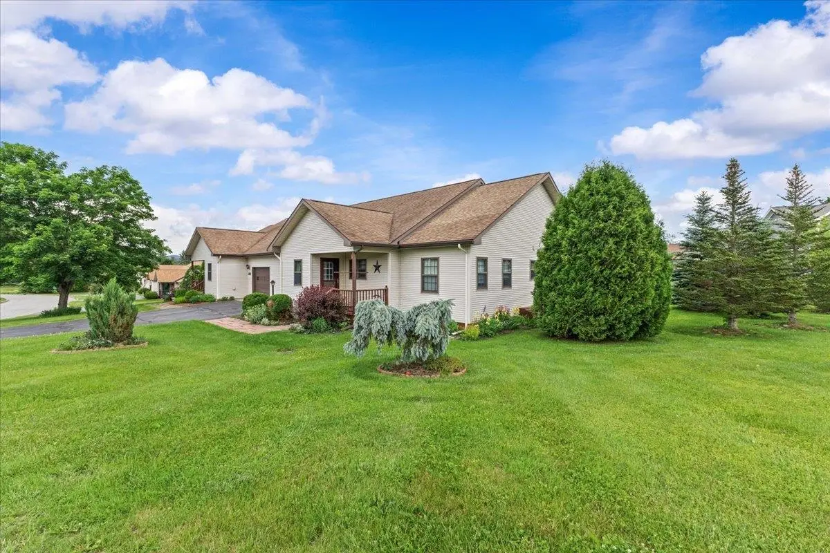 55 Jersey Way #B10, Morristown, VT 05661 - #1