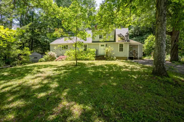 42 Sherburne Road, Lee, NH 03861