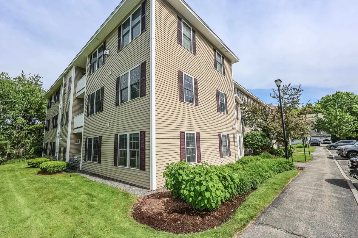 6 Crestview Circle #137, Londonderry, NH 03053 - #1