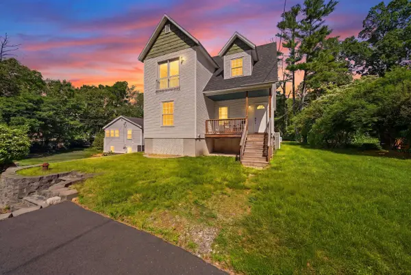 17 Trues Parkway, Sandown, NH 03873