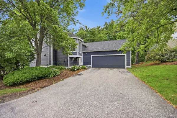 12 Charles Chase Way, Manchester, NH 03104