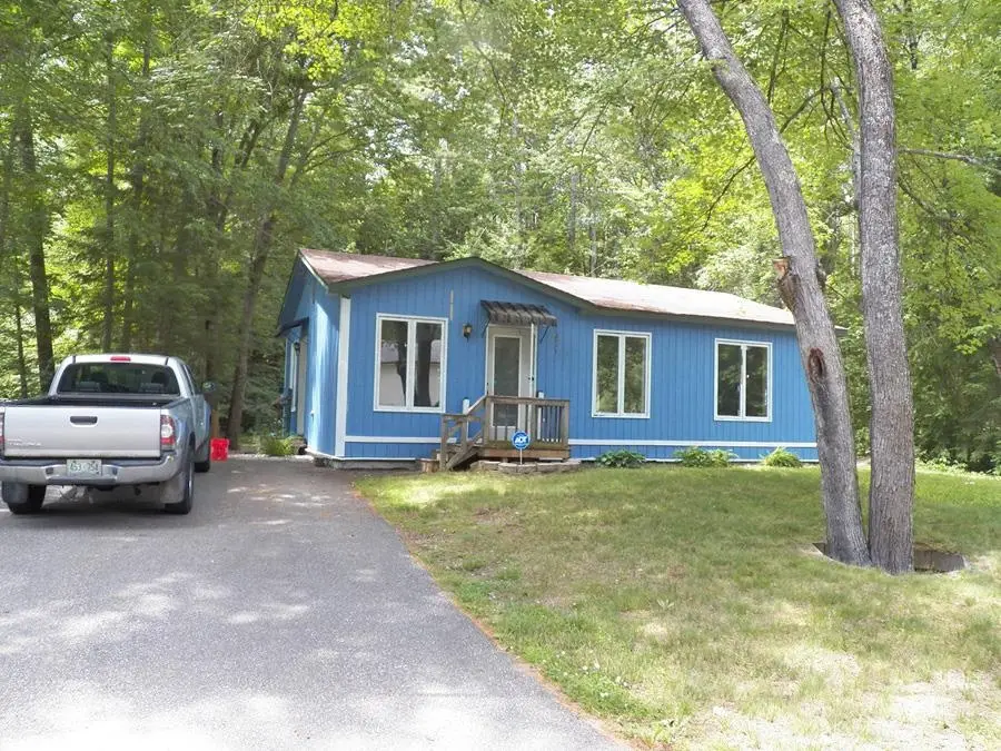 25 Woodlawn Avenue, Hillsborough, NH 03244 - #2