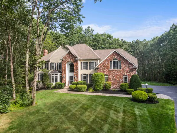 36 Northland Road, Windham, NH 03087