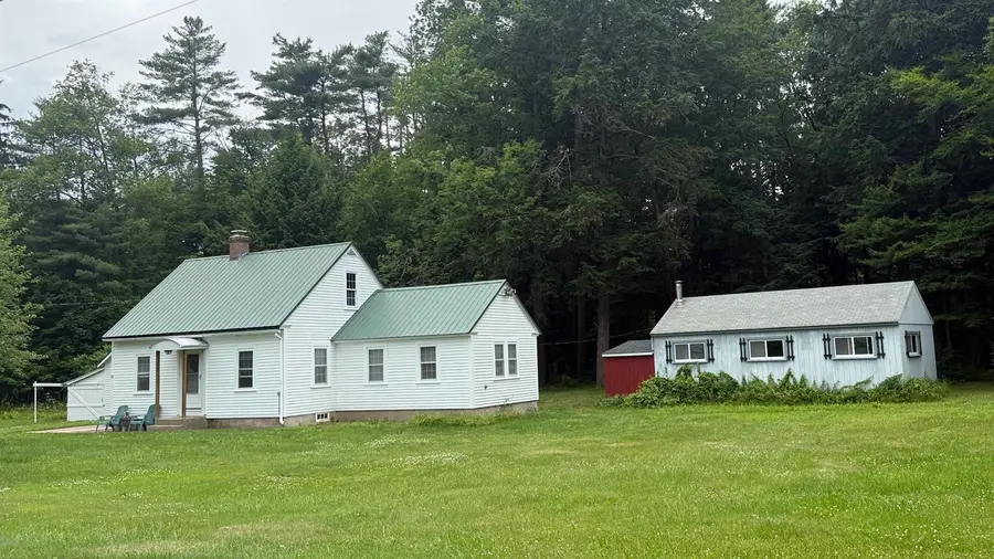 27 Ainsworth Road, Claremont, NH 03743 - #2