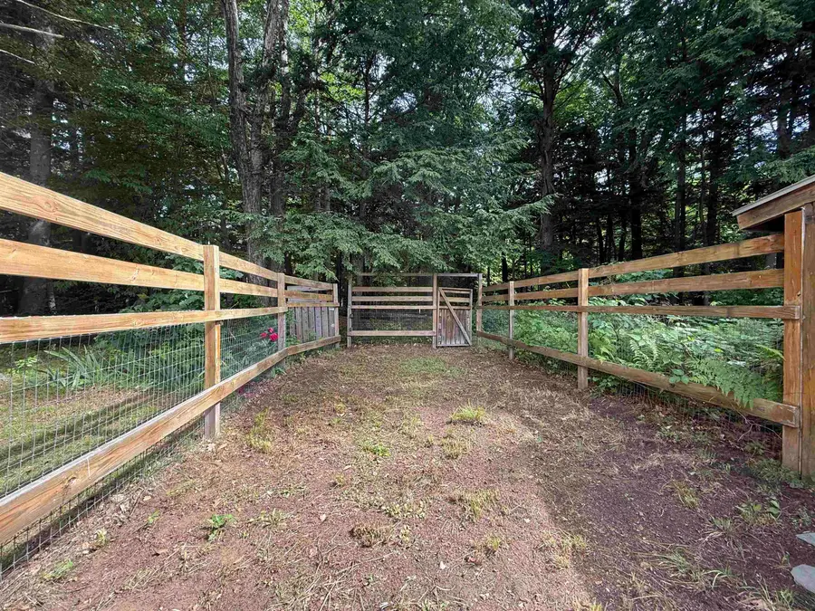 27 Ainsworth Road, Claremont, NH 03743 - #3