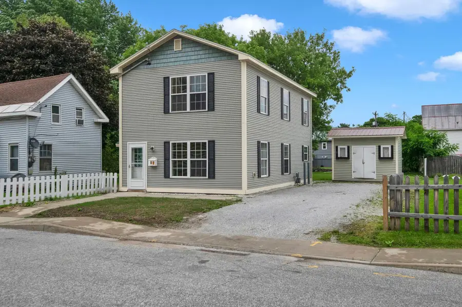 7 Maple Street, Saint Albans, VT 05478 - #2