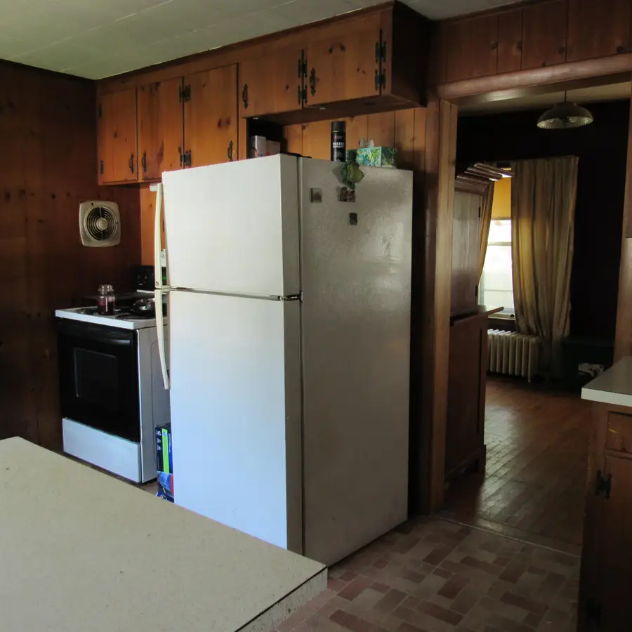 43 Woodland Street, Claremont, NH 03743 - #3