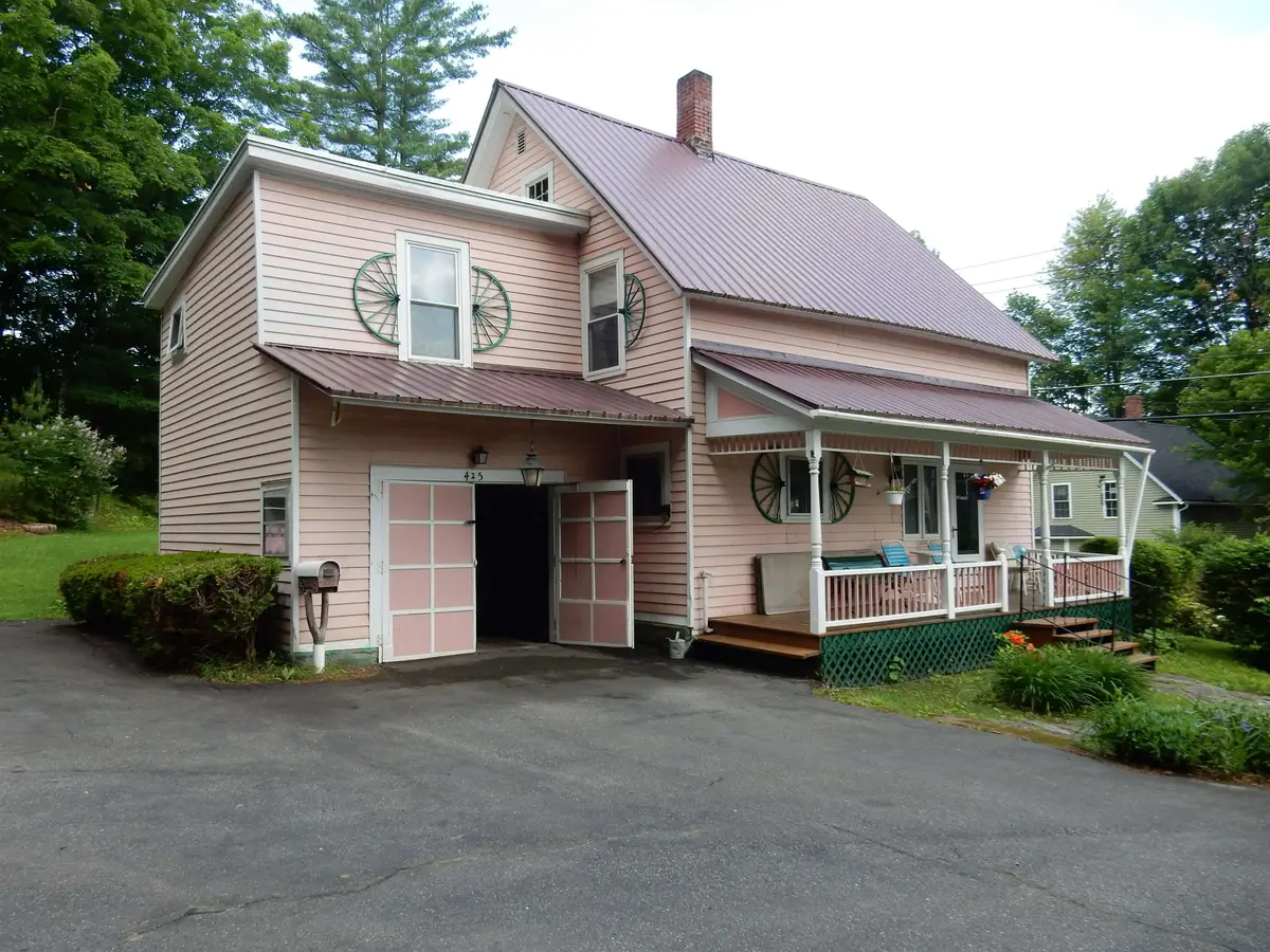 425 West Main Street, Newport, VT 05855 - #1