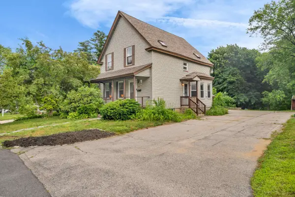 9 Grove Street, Derry, NH 03038