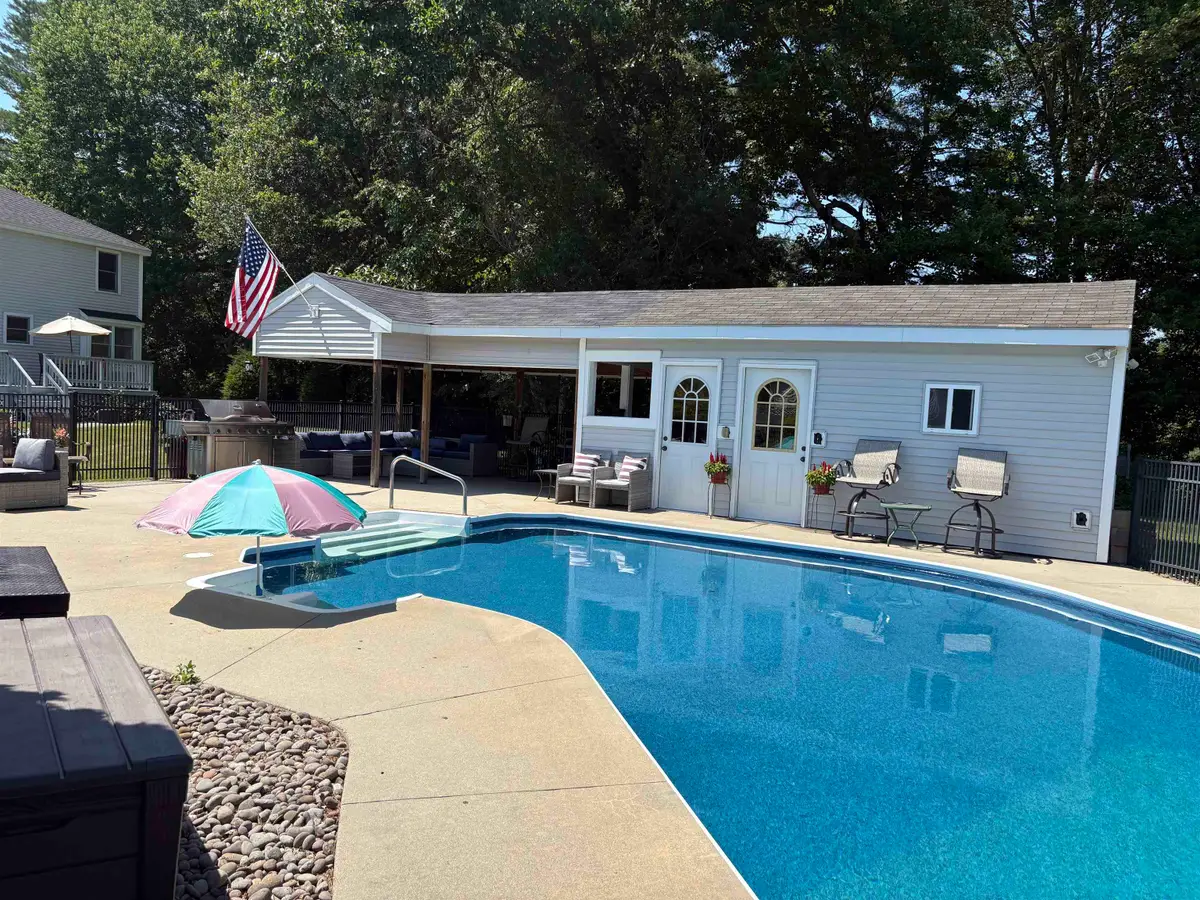 144 Old Derry Road, Londonderry, NH 03053 - #1