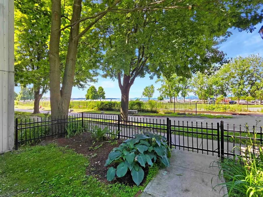 216 Lake Street # 304, Burlington, VT 05401 - #2