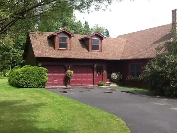 1851 Valley Road, Derby, VT 05830