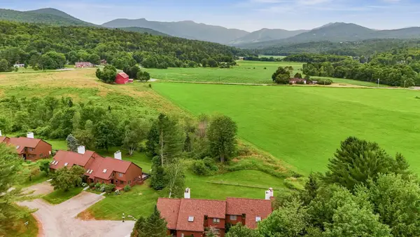 8 Wildlife Road #48, Stowe, VT 05672