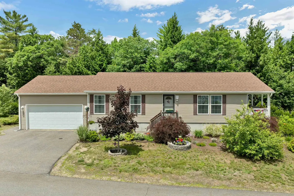 35 Mansfield Woods Way, New Hampton, NH 03256 - #1