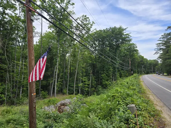 208 NH Route 3A, Hill, NH 03243