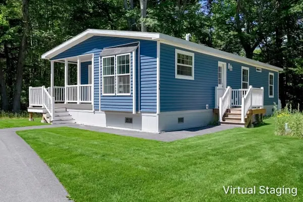 139 Robinhood Drive, Exeter, NH 03833