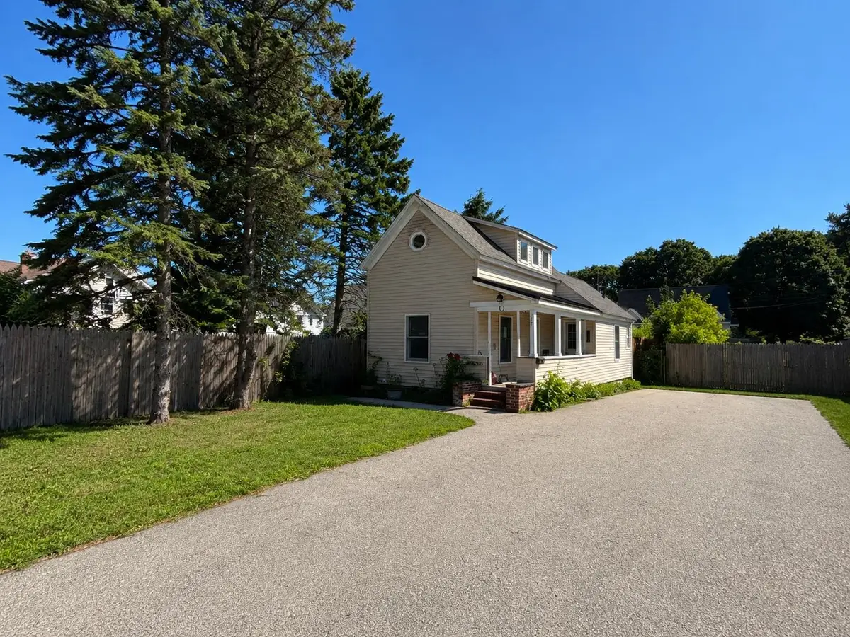 51 Nagle Street, Nashua, NH 03060 - #1