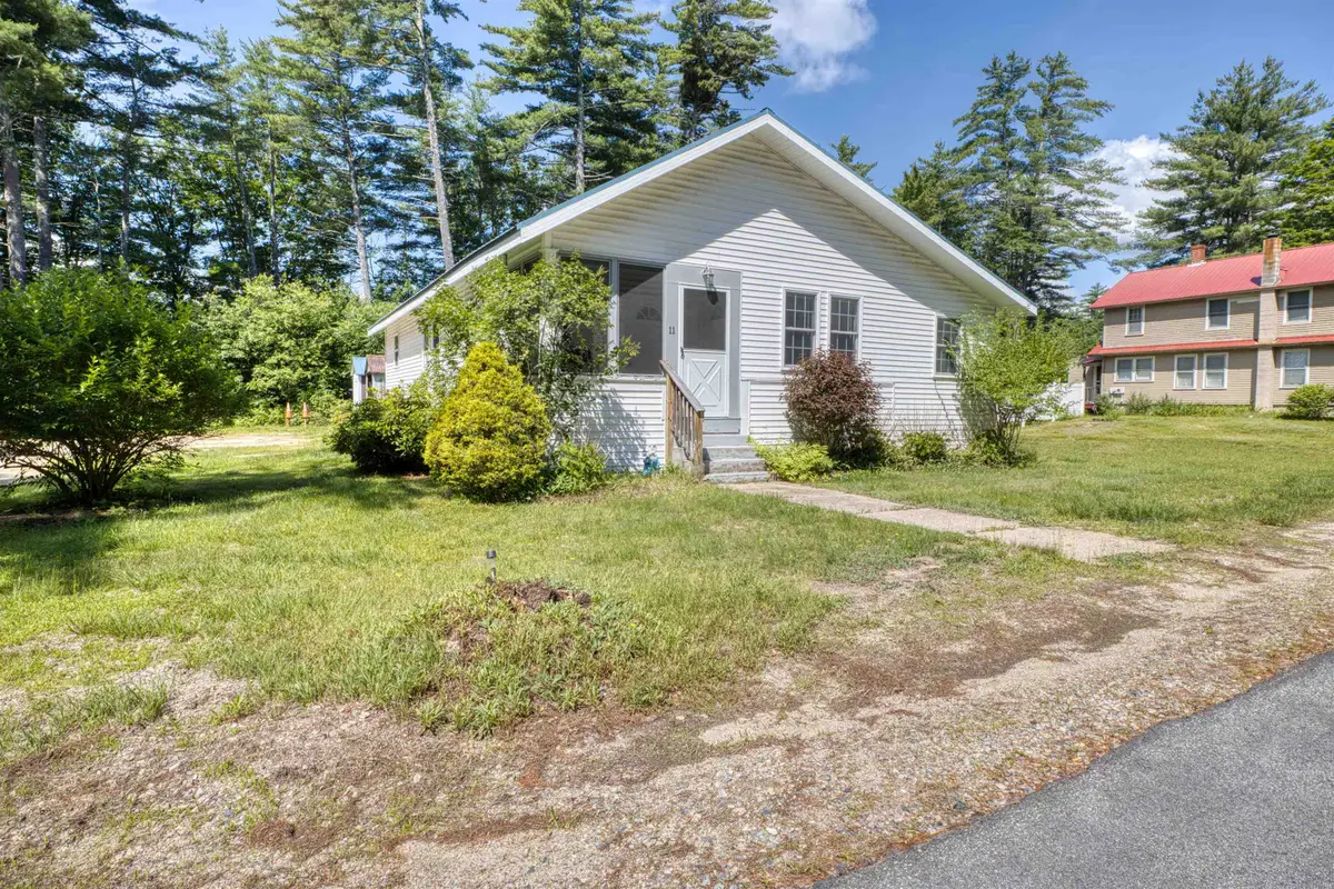 11 Depot Square Street, Ossipee, NH 03814-6846 - #1