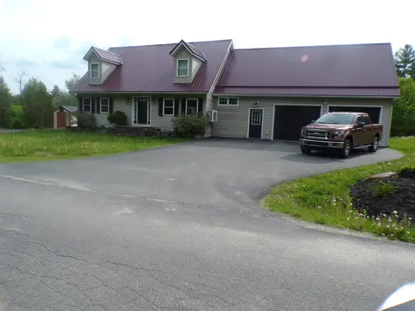 99 Veterinary Lane, Brownington, VT 05860