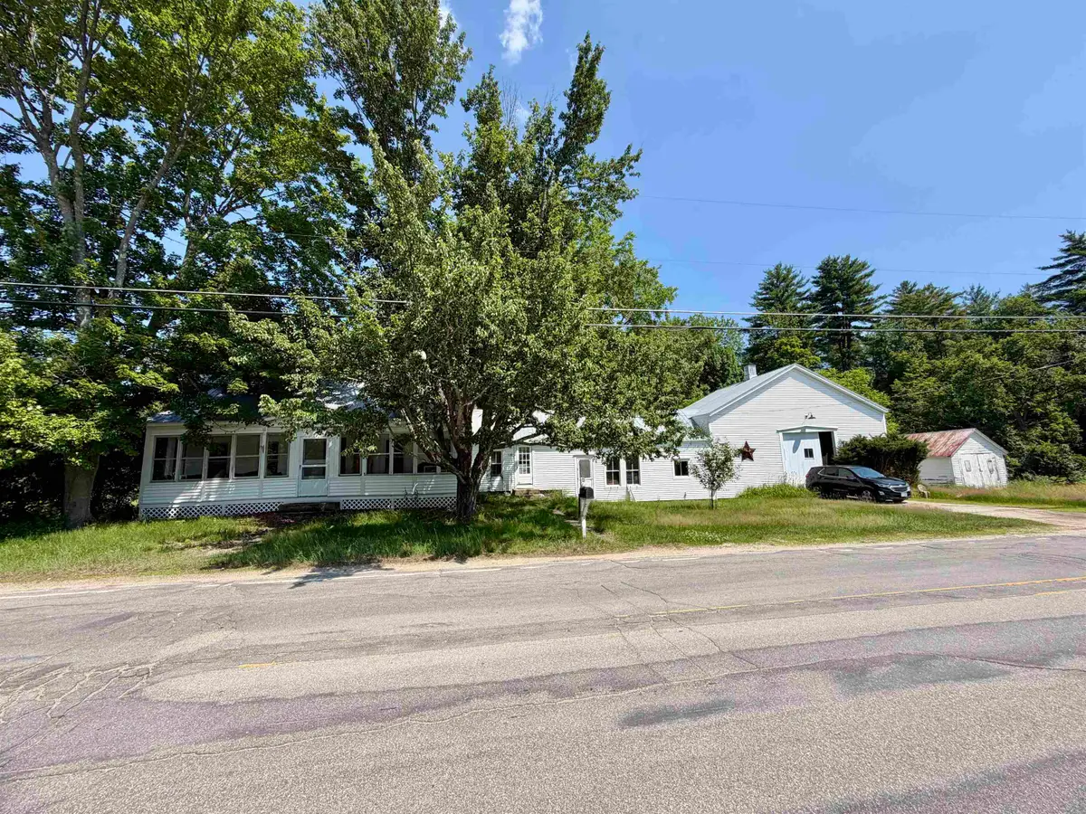 150 School Street, Effingham, NH 03882 - #1