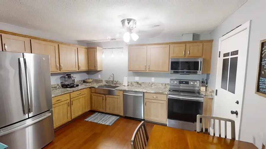 7 Autumn Leaf Drive #24, Nashua, NH 03060 - #3