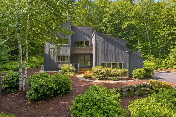 52 Upper Bay Road, Sunapee, NH 03782
