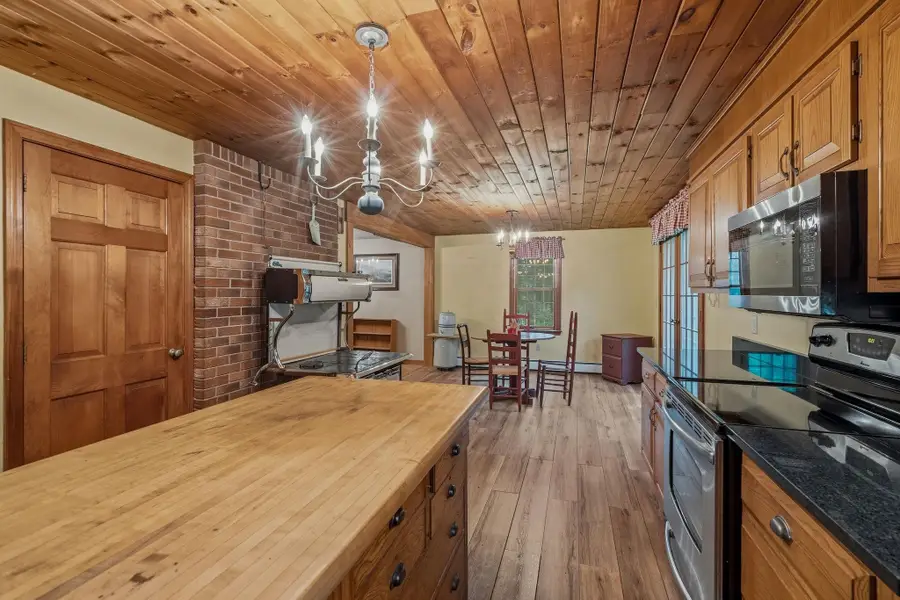 23 Devon Drive, Danville, NH 03819 - #2