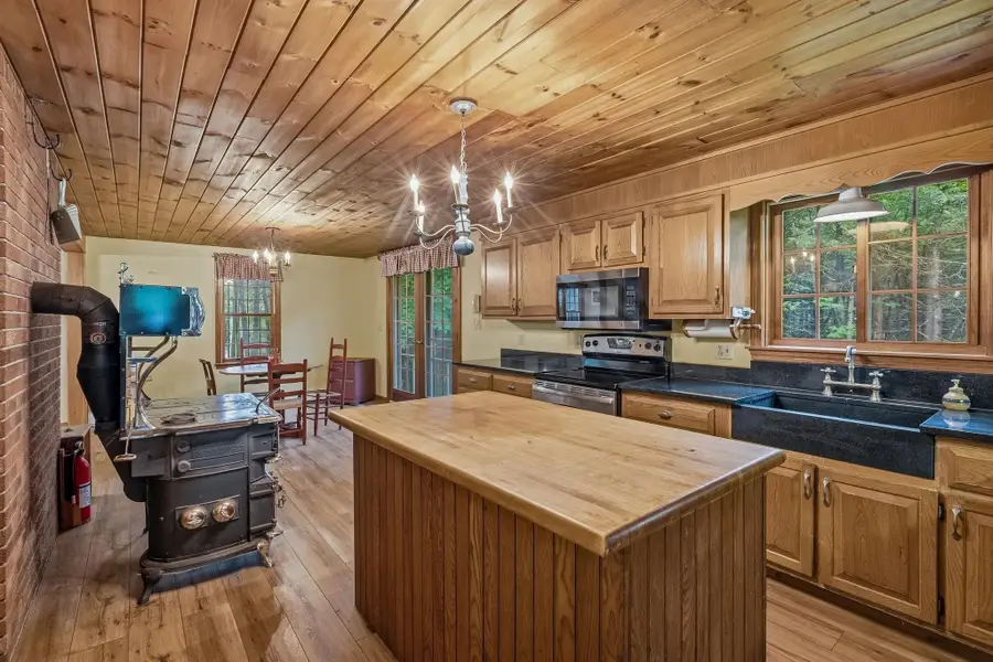 23 Devon Drive, Danville, NH 03819 - #3